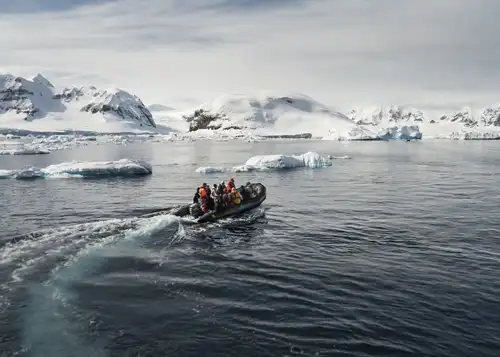 Antarctica - Basecamp - free camping, kayaking, snowshoe/hiking, mountaineering, photo workshop - gallery 11