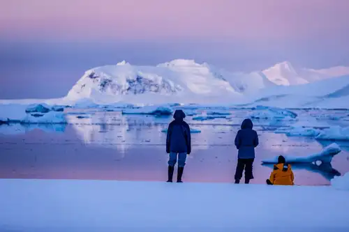 Antarctica - Basecamp - free camping, kayaking, snowshoe/hiking, mountaineering, photo workshop - gallery 21