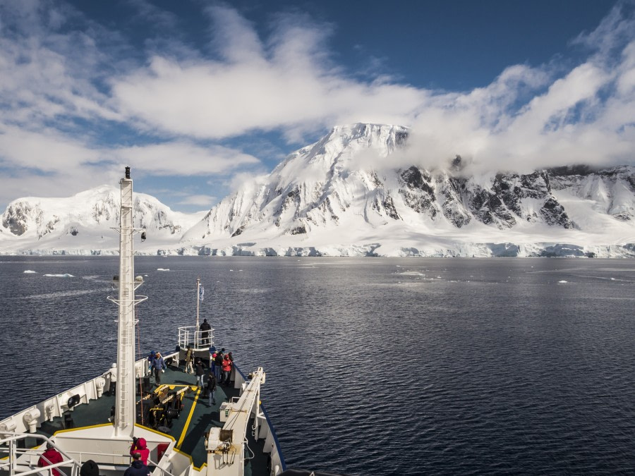 Antarctica - Polar Circle - Deep South Discovery voyage - gallery 4