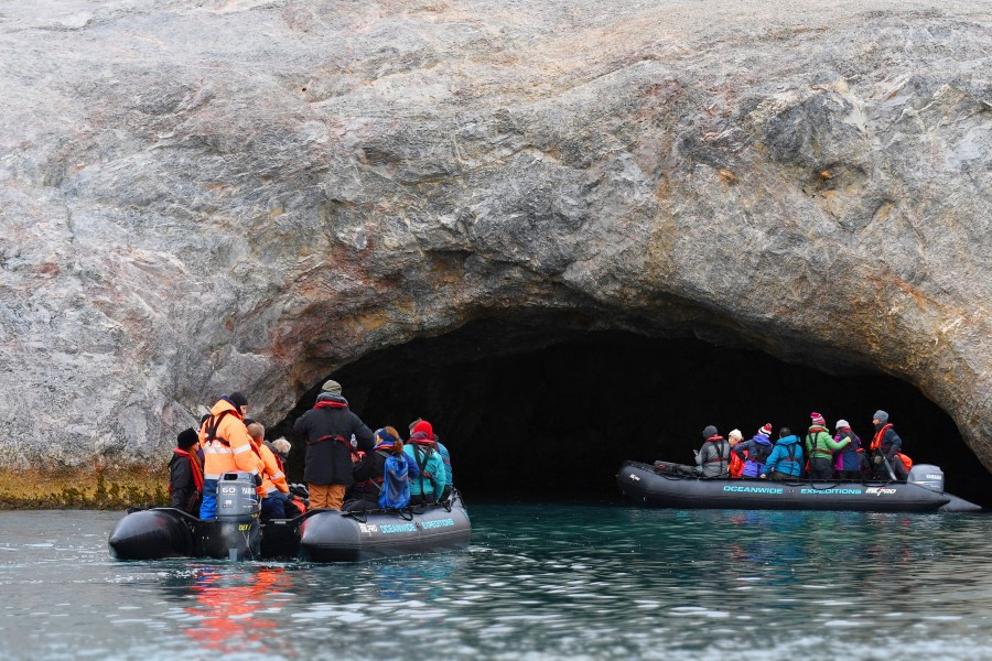 Around Spitsbergen, In the realm of Polar Bear & Ice - gallery 13