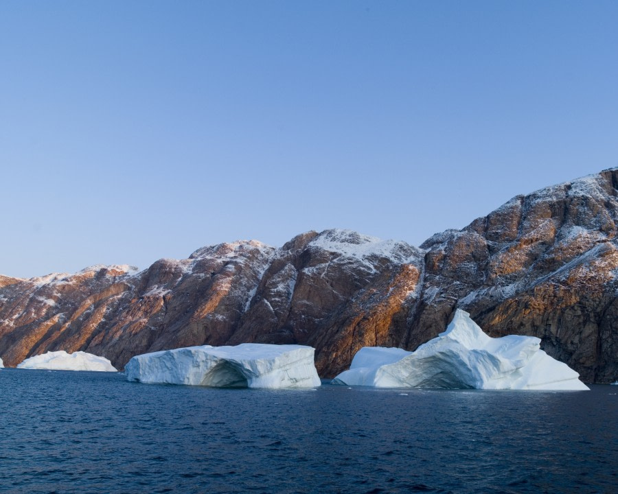 East Greenland, Scoresby Sund - Aurora Borealis, Including Long Hikes - gallery 0