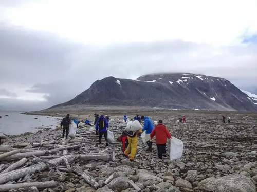 North Spitsbergen Basecamp - Free kayaking, Hiking, Photo Workshop, Cleaning the Shores - Nexta Expeditions