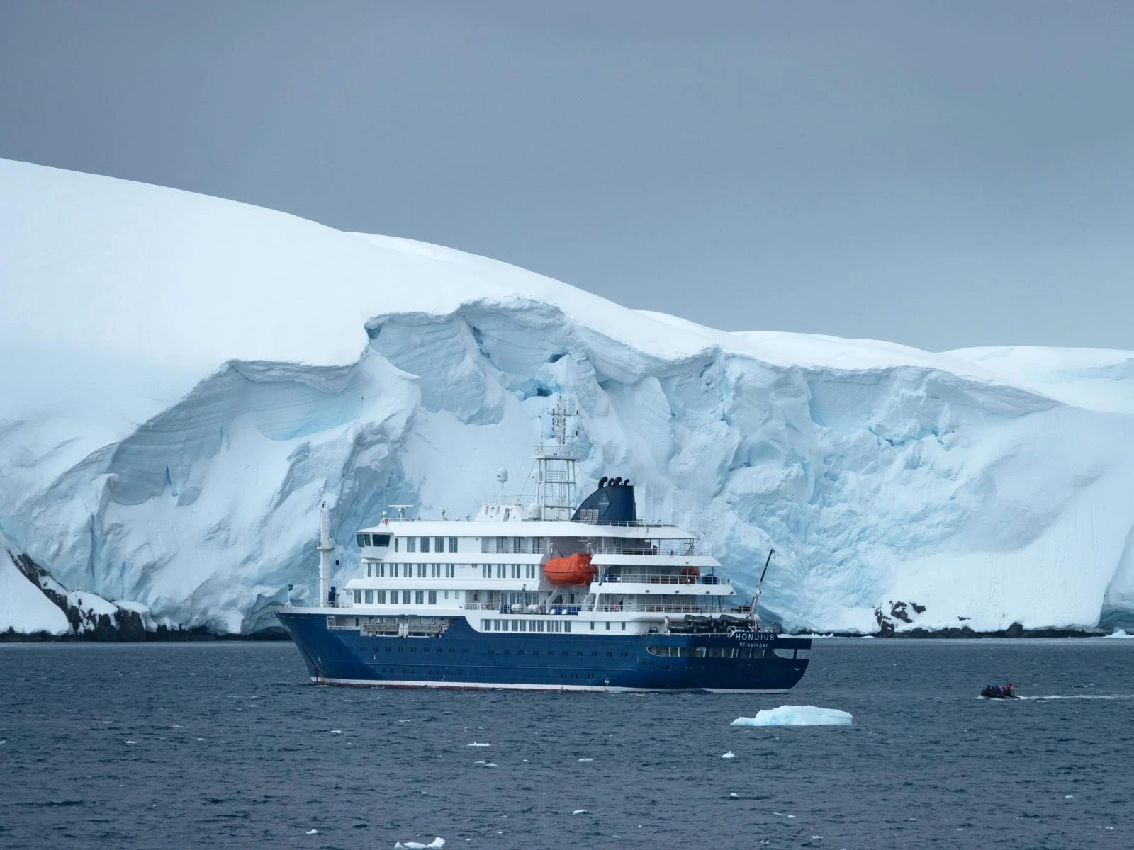 Northwest Iceland Explorer - Into the pack ice - gallery 0