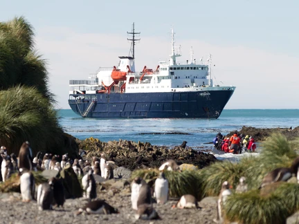 Antarctica - Basecamp - free camping, kayaking, snowshoe/hiking, mountaineering, photo workshop - gallery 7