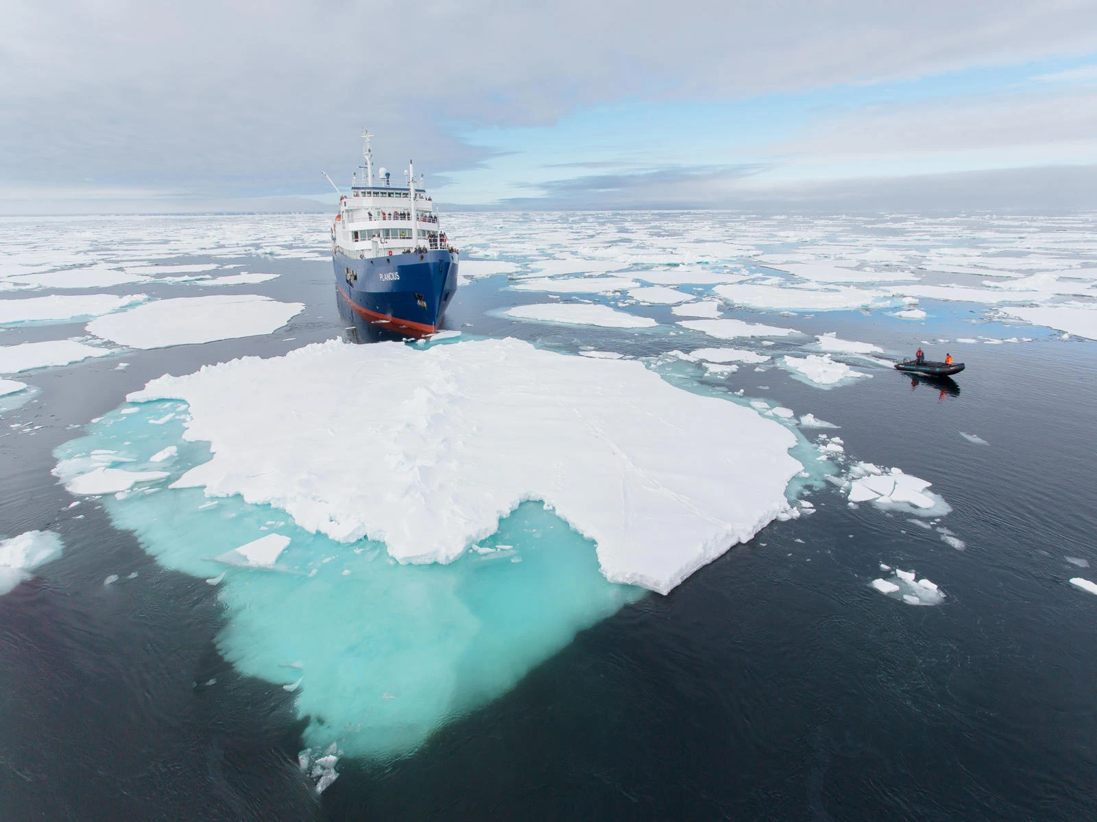 North Spitsbergen - In Pursuit of the Bowhead Whale - gallery 3