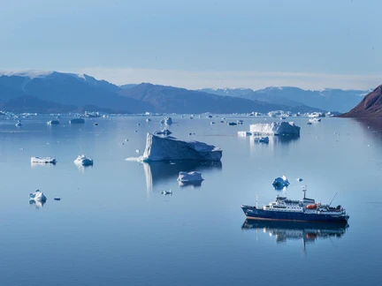 Antarctica - Whale watching - gallery 1