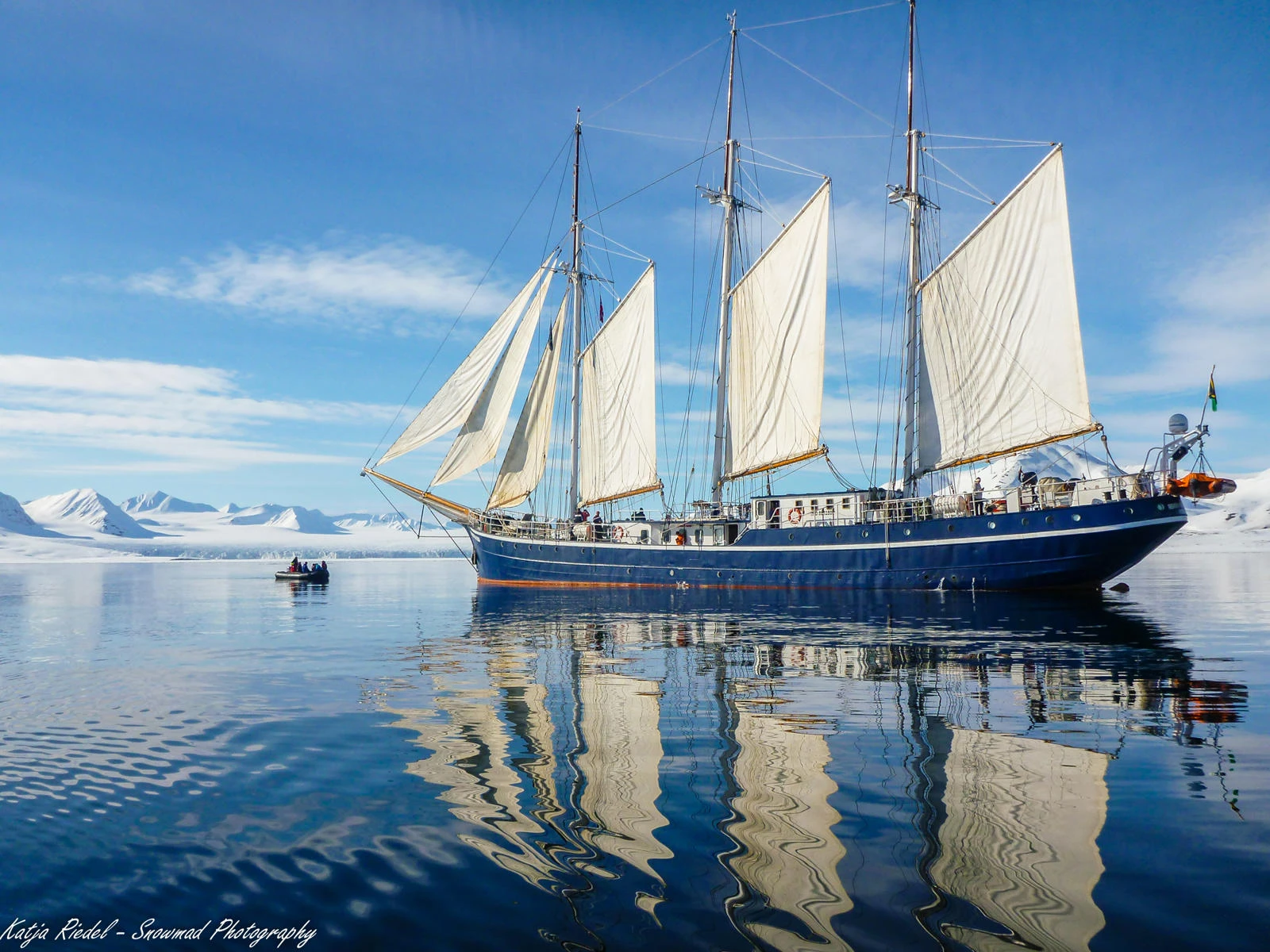 East Greenland, Scoresby Sund - Aurora Borealis, Fly & Sail - gallery 3