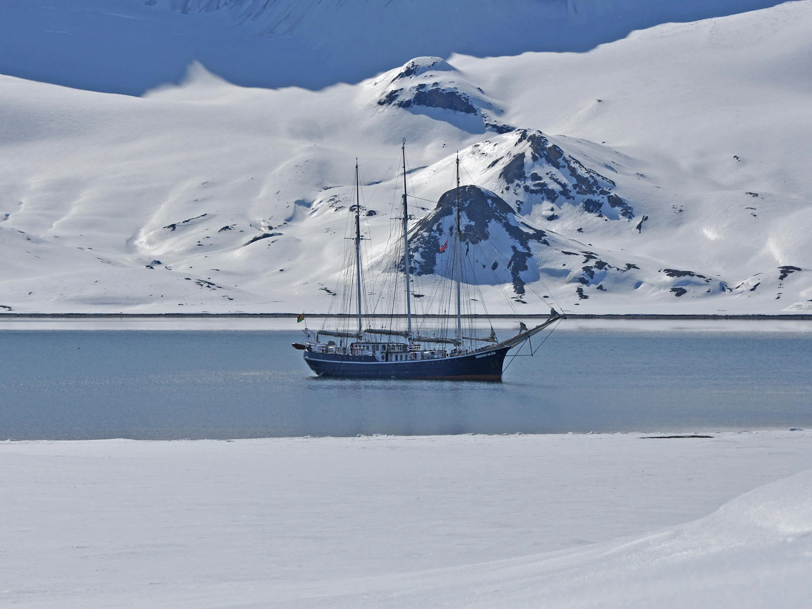 East Greenland, Scoresby Sund - Aurora Borealis, Fly & Sail - gallery 8